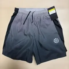新品未使用 B級品 ナイキ ランニング DRY-FIT ショートパンツ Sサイズ