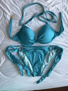 Victoria's Secret ビキニ 水着 ターコイズブルー　青　水色のサムネイル