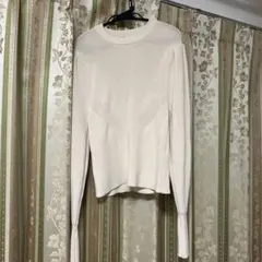 最終価格　ZARA クリーム色 パフスリーブ長袖セーター S