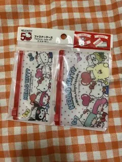 サンリオキャラクターズ　ハローキティ　50周年記念　ファスナーケース　2種類