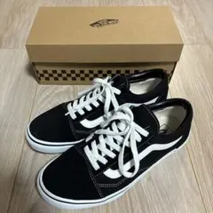VANS Old Skool ブラック ホワイト スニーカーのサムネイル