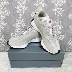 New Balance❤️新品未使用327 CGW グレー スニーカー27cmのサムネイル