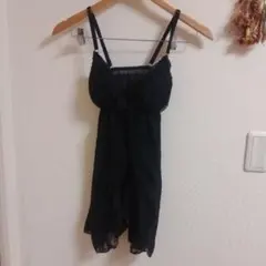 レディース　カップ付きブラックレースキャミソール、インナー、下着