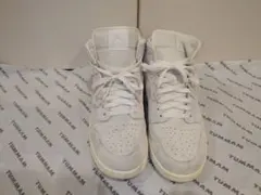 Nike Air Jordan 1 Mid SE Craft 白 ナイキ