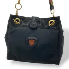 美品 BALLY バリー パイソン柄　ブラック　型押し　ショルダーバッグ　ロゴのサムネイル