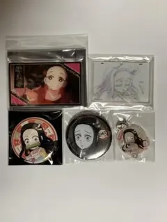 鬼滅の刃 竈門禰豆子 缶バッジ アクリル