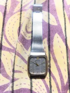BULOVA クォーツ 腕時計 スクエアのサムネイル