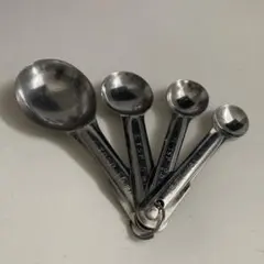 アメリカのもの 軽量スプーン ＊ 4本