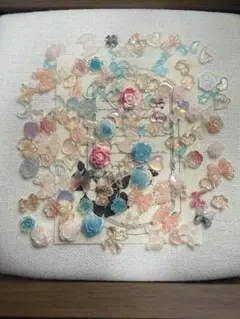 ネイルパーツセット 約10g 多様なデザイン