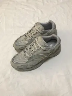 【廃盤カラー】new balance ML724