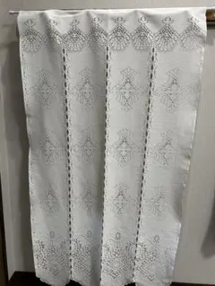 レース生地のれん