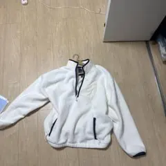ホワイト フリースジャケット ハーフジップ