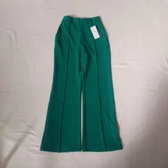 新品タグ付　アースミュージック&エコロジー　センターシームパンツ　Sサイズ