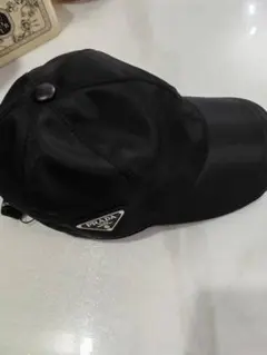 PRADA ベースボールキャップ 블랙