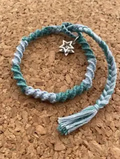 ミサンガ　ブレスレット　ねじり編み　水色✖️ターコイズ　星