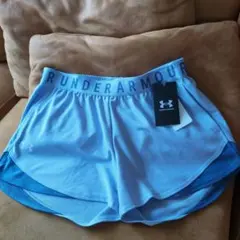 新品未使用)UNDER ARMOUR！ショートパンツ！Mサイズ！定価4400円