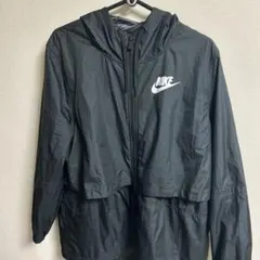 （レディース NIKE マウンテンパーカー）