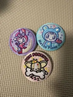 ナルミヤキャラクターズ 刺繍缶バッジ ベリエちゃん、ブルーべリエちゃん、クー