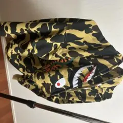 アベイシングエイプ　シャークパーカー　イエロー