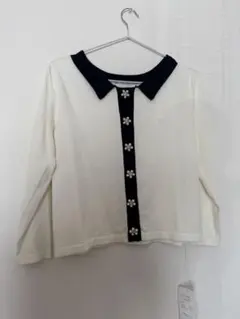 トッコクローゼット　新品タグ付き　ビジュー付きニットカーディガン風