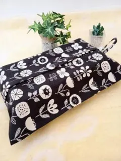 ボックスティッシュカバー(刺繍風お花モチーフ)