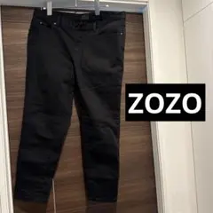 ZOZO ストレート黒パンツのサムネイル