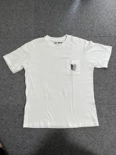 UNIQLO 進撃の巨人 Tシャツ Mサイズ ホワイト