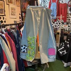 Item thumbnail for item cfd851b5-77aa-44f3-b886-af50fbb3f4a6