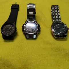 ジャンク品、電池無し不動クォーツ腕時計3点セット