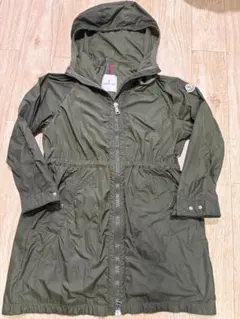 MONCLER フーデッドブルゾン カーキ　ナイロンパーカーのサムネイル
