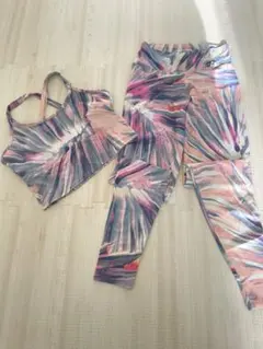 リンダワークス　レギンス　ブラトップ　セットアップ