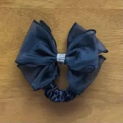 シフォンリボン シュシュ 黒 ヘアゴム