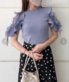 スナイデル フリルスリーブニットプルオーバー ボリューム 肩出 人気