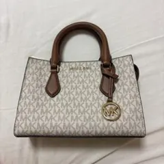 【美品】MICHAEL KORS ハンドバッグ 2WAY ショルダーのサムネイル