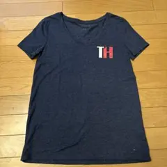 Tommy Hilfiger ネイビー Vネック Tシャツ