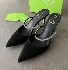 たぬきち様専用　日本未入荷 サムエデルマン8.5