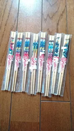 仮面ライダーファイズ　仮面ライダー龍騎　ブレイド　戦隊　レトロ　箸　食器