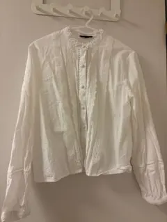 ZARA ホワイト長袖ブラウス
