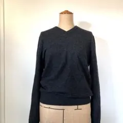 ユニクロ　カシミヤVネックセーター 長袖　M