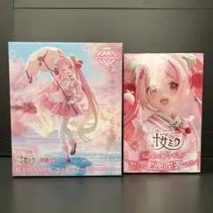 桜ミク フィギュア ２種セット ②