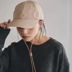 TODAYFUL トュデイフル　レザーコードキャップ 帽子 ベージュのサムネイル