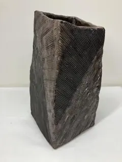 陶器 花瓶 一輪挿し 刷毛目 焼締め