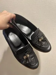 DAIANA ブラックタッセルローファー