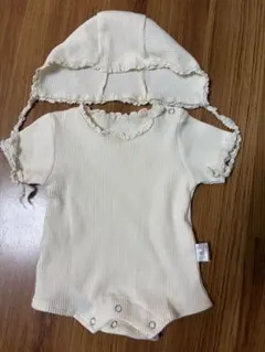 半袖　新生児　クリーム色ロンパース&ボンネット ワッフル生地　66cm