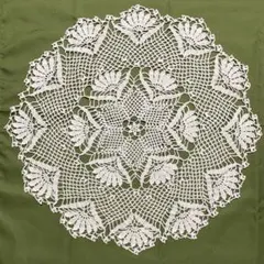 レース編み ドイリー 直径約57cm