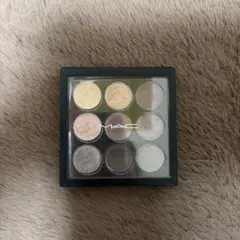 MAC スモール アイシャドウ ソーラーグロータイムズナイン