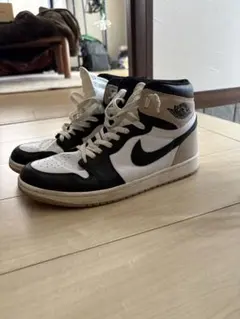 Nike Air Jordan 1 ブラック/ホワイト/ベージュ