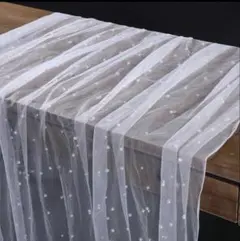 ウェルカムスペース　テーブルクロス ホワイトチュール生地 パール装飾付き
