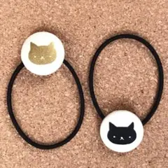 金の猫×黒猫　くるみボタンヘアゴム♡