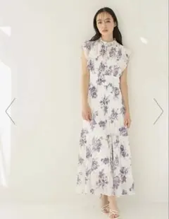新品タグ付未使用24SS ANAYIボタニカルデシンプリントボウタイ